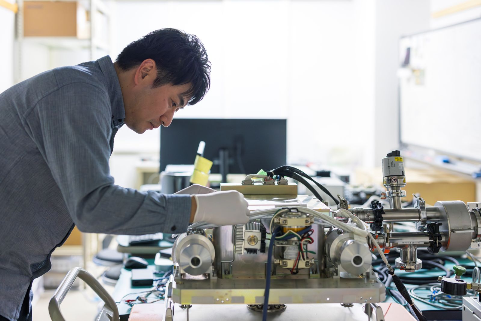 装置開発・研究の様子